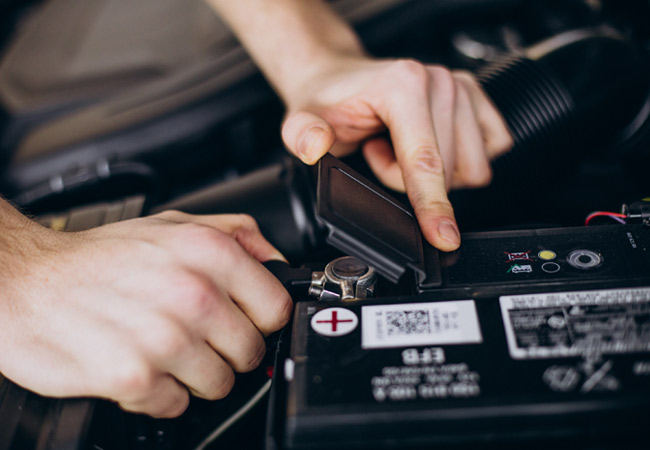 Remplacement de batterie voiture à Paris